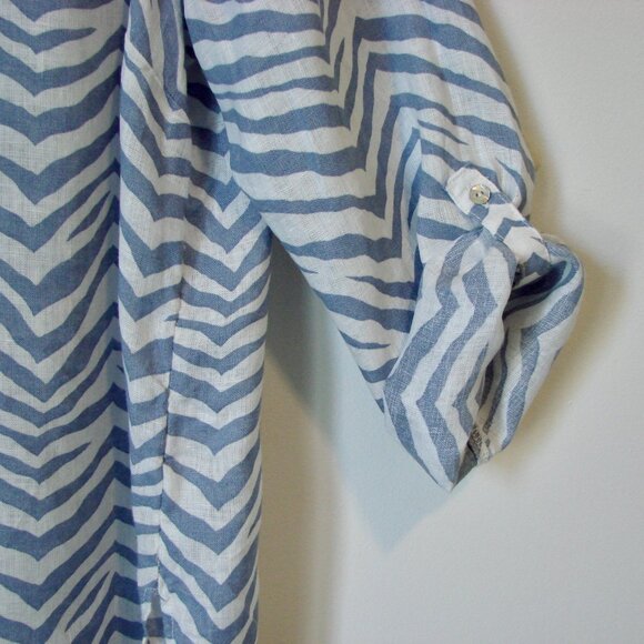 Linen Tunic Top Blue White Button Front Roll Tab Sleeves Tahari Plus Size 1X - Picture 10 of 15